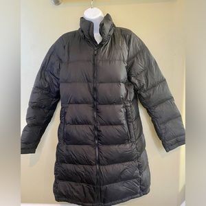 North face metropolis parka size large - slash/tear on back